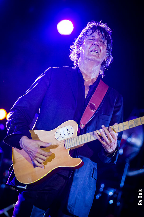 Jacques Higelin chanteur auteur compositeur interprète et acteur.