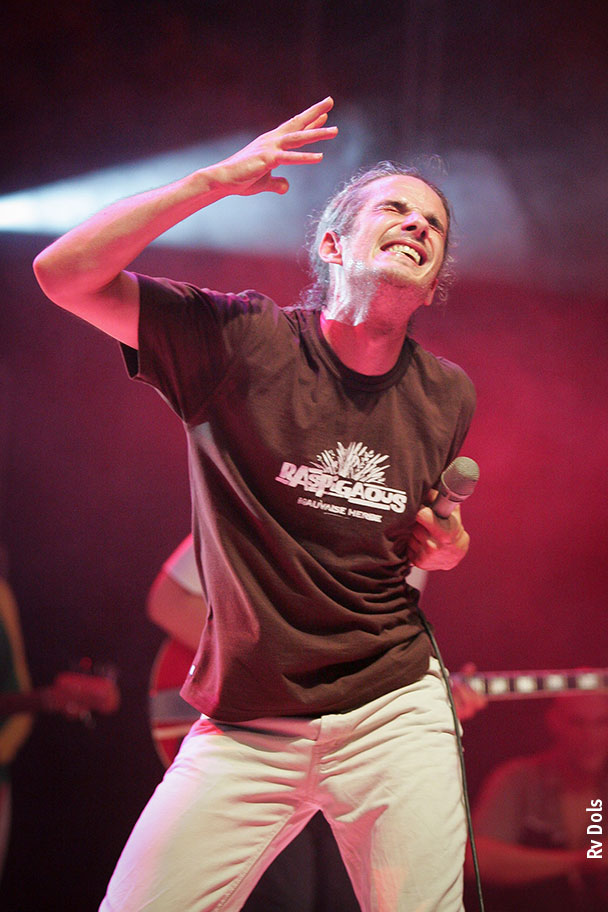 Lionel Léo Achenza leader du groupe Raspigaous originaire de Marseille.