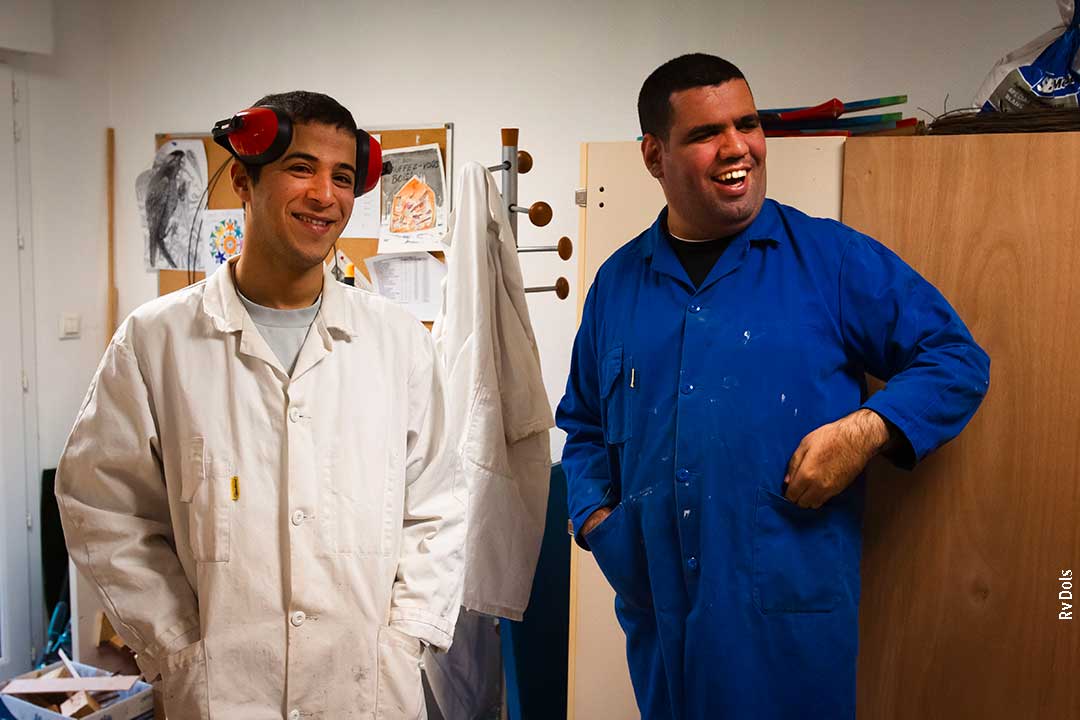 Les sourires des autistes.