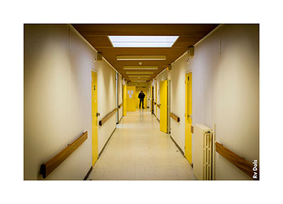 Couloir du centre Hospitalier de Montfavet dans le département du Vaucluse.