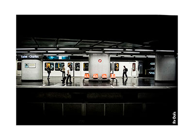 Les quai du métro Saint-Charles.